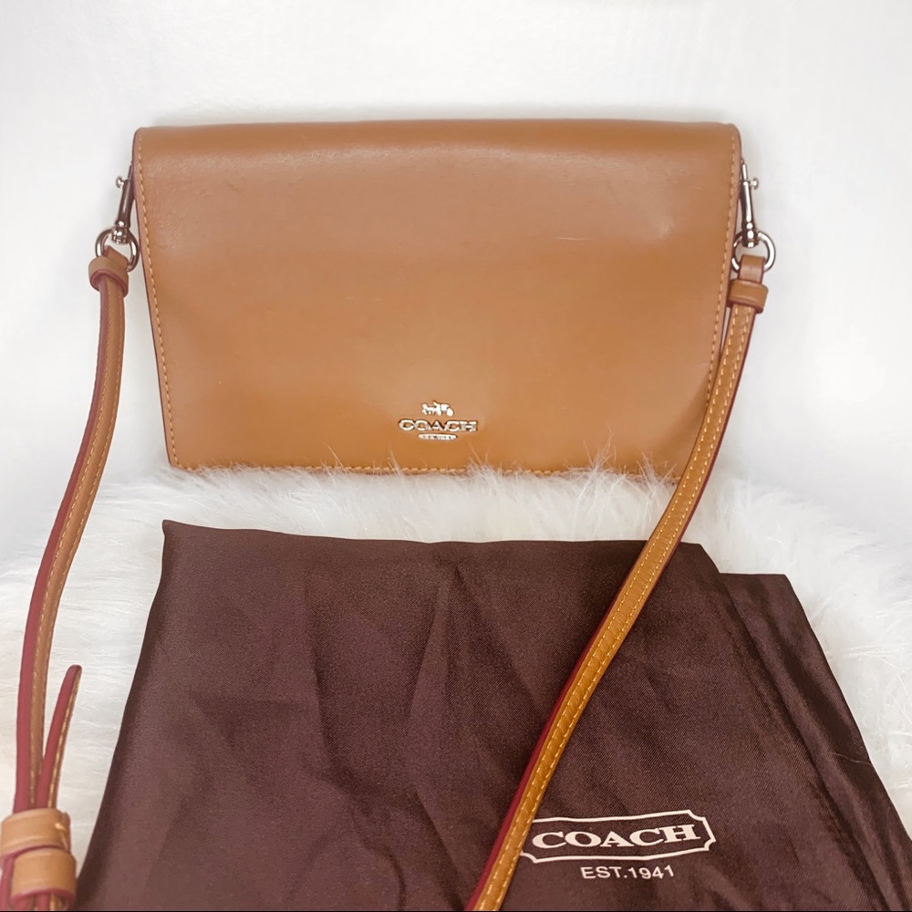 ❌SOLD❌ Coach Leather Crossbody Bag (with dust bag) - Picture 1 of 9